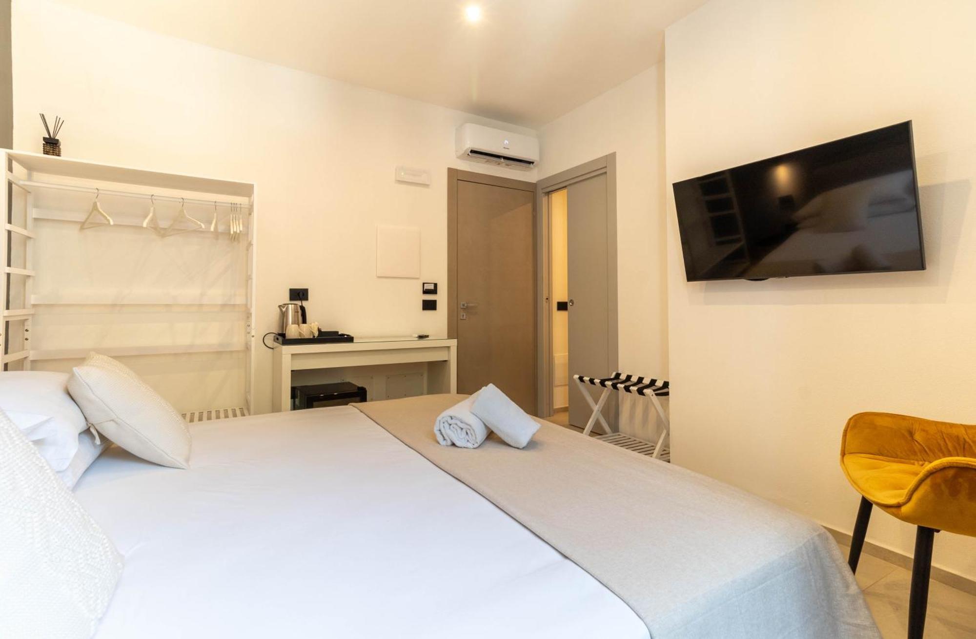 Sardinian Days - Suites & Rooms Cagliari Zewnętrze zdjęcie