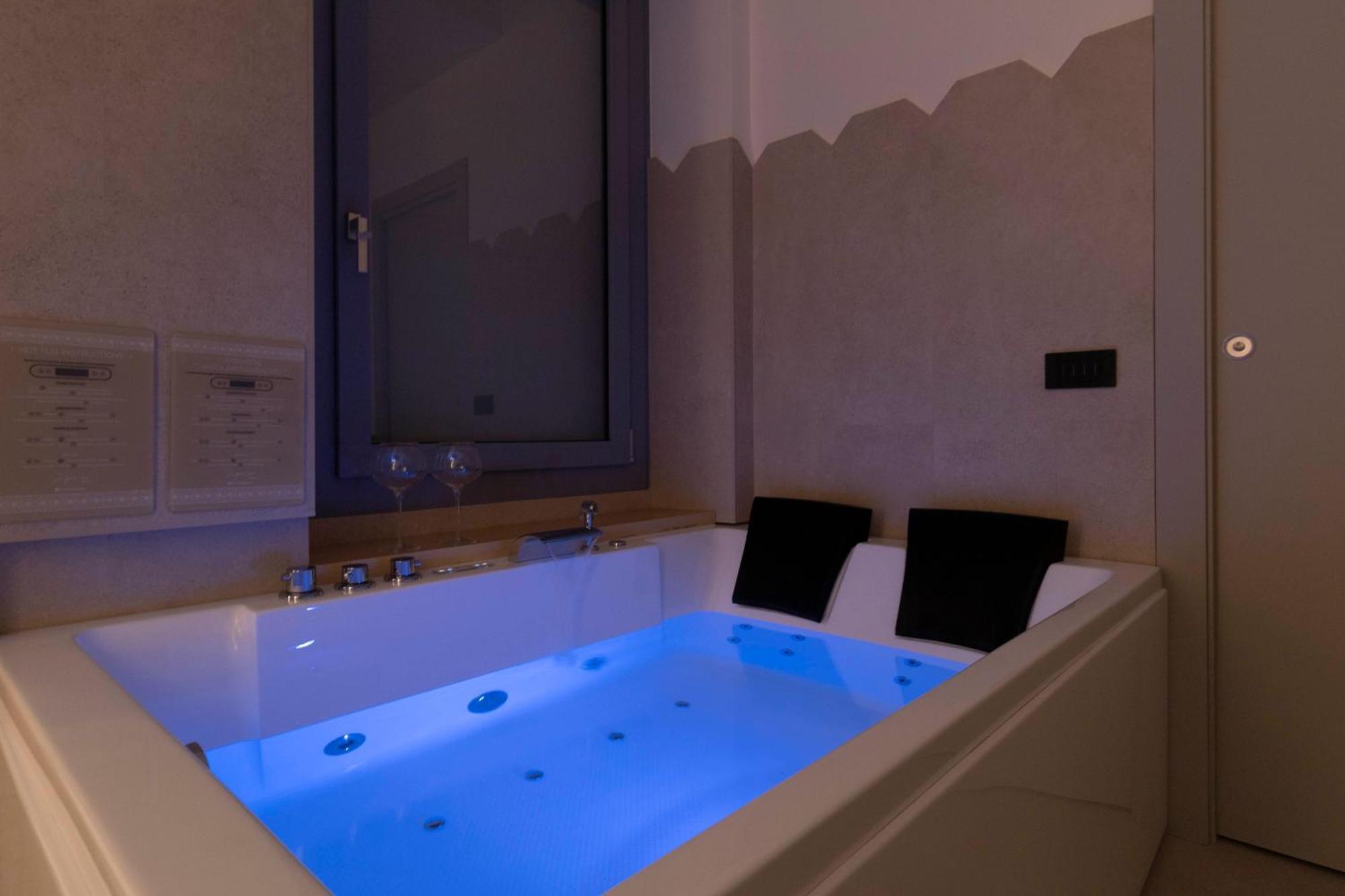 Sardinian Days - Suites & Rooms Cagliari Zewnętrze zdjęcie